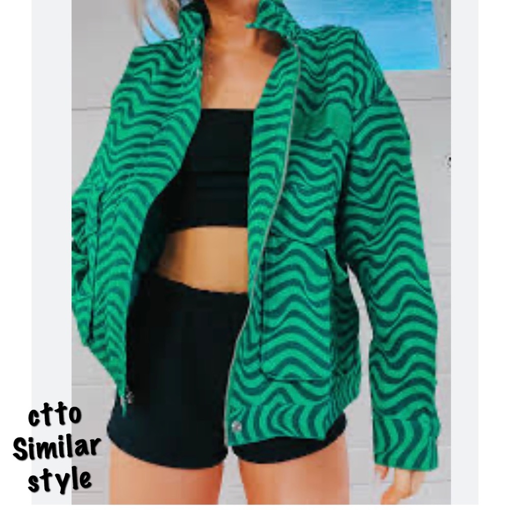 👯‍♀️Host Pick⚡️Wild Fable Green Wave Print Jacket- w/ flaw